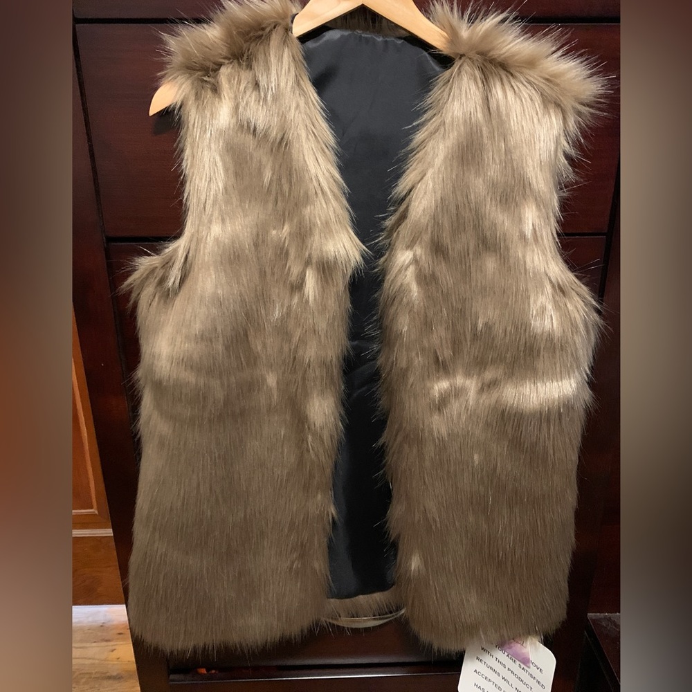 Chicwish faux fur vest.
